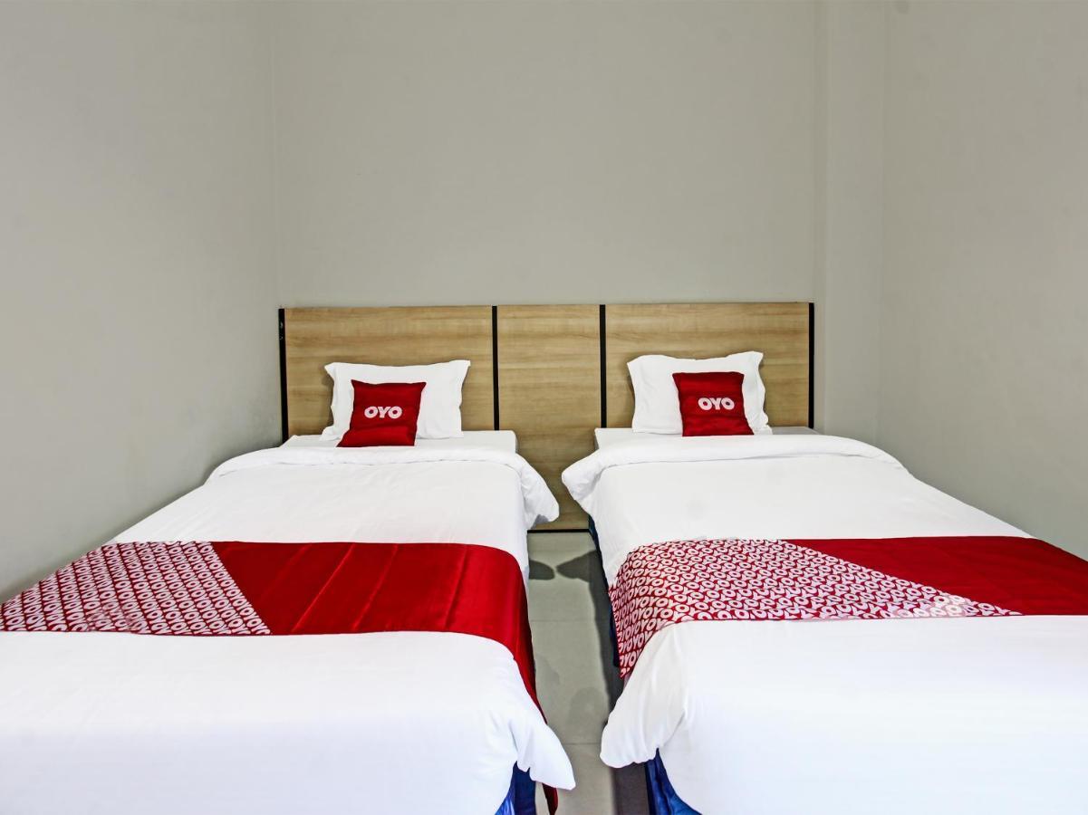 Oyo 91617 Hotel Mutiara Đảo Lombok Ngoại thất bức ảnh